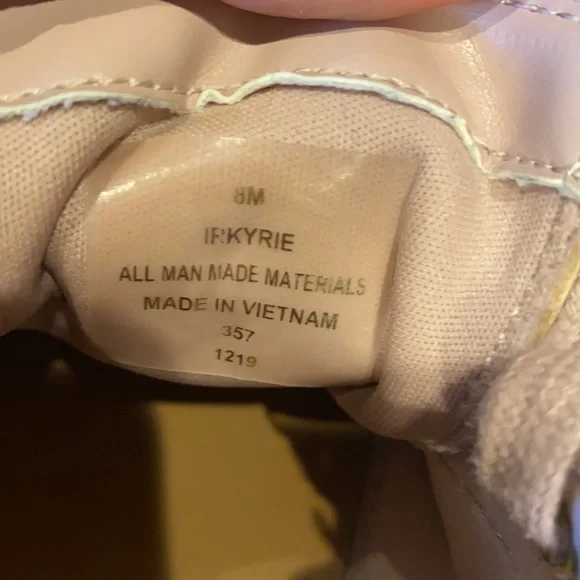 Indigo Rd Kyrie  Sneakers w Scalloped Edge Size 8 - Picture 10 of 11